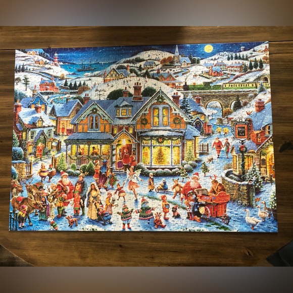 Hai Xiang 1000 piece puzzle Merry Christmas The Christmas Puzzle EUC - Picture 2 of 3